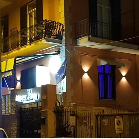 Hotel Taromy Naples Exterior photo